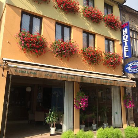Heartland City B&B Tuzla Exterior foto
