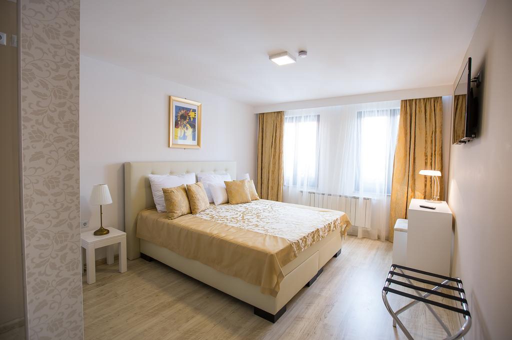Heartland City B&B Tuzla Exterior foto